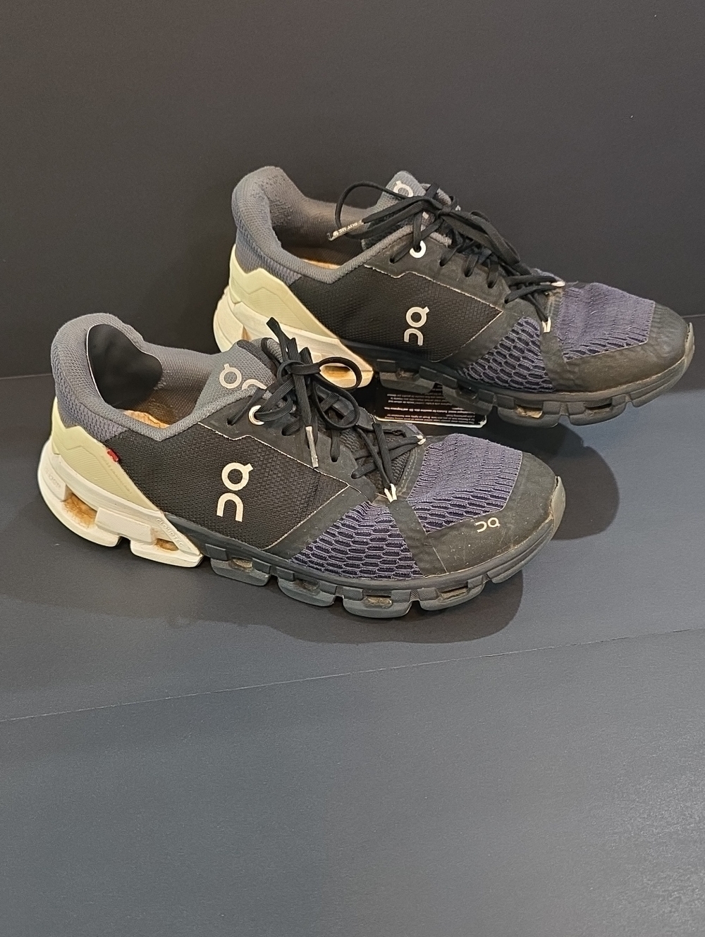 On Running Running Men's Cloudrunning Shoes - Black/Grey
